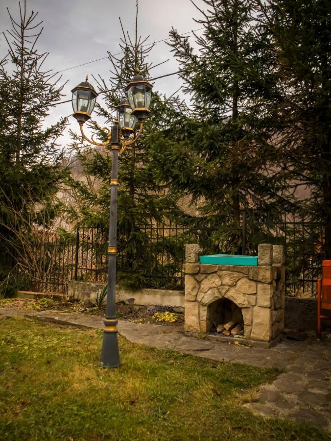 Prut Hotel Yaremche Exterior photo